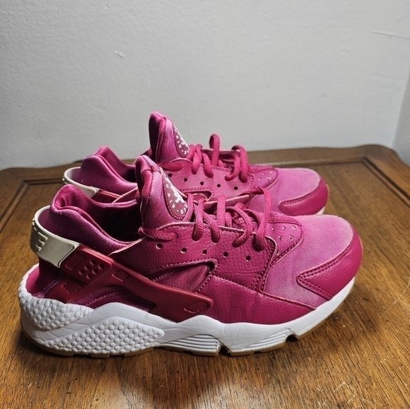NIKE AIR HUARACHE RUN 634835 606 FUCHSIA/WHITE-GUM YELLOW SHOES WOMEN'S SIZE 9 - Picture 3 of 7